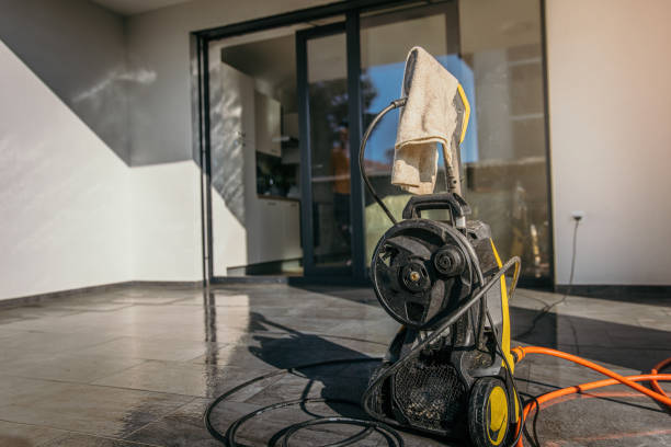 Best Solar Panel Cleaning  in Monona, IA